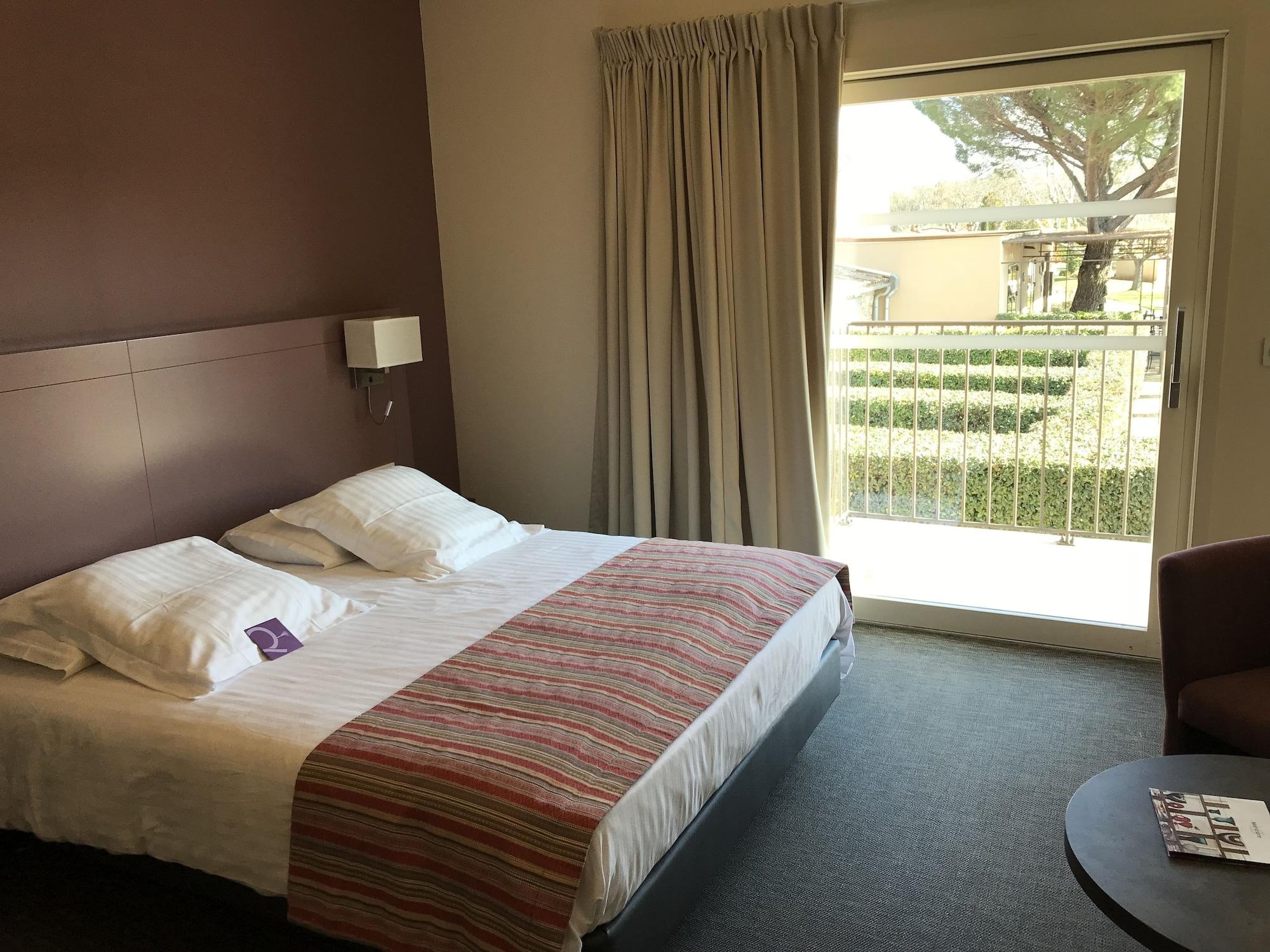 Mercure Aix-En-Provence Sainte-Victoire Châteauneuf-le-Rouge Εξωτερικό φωτογραφία