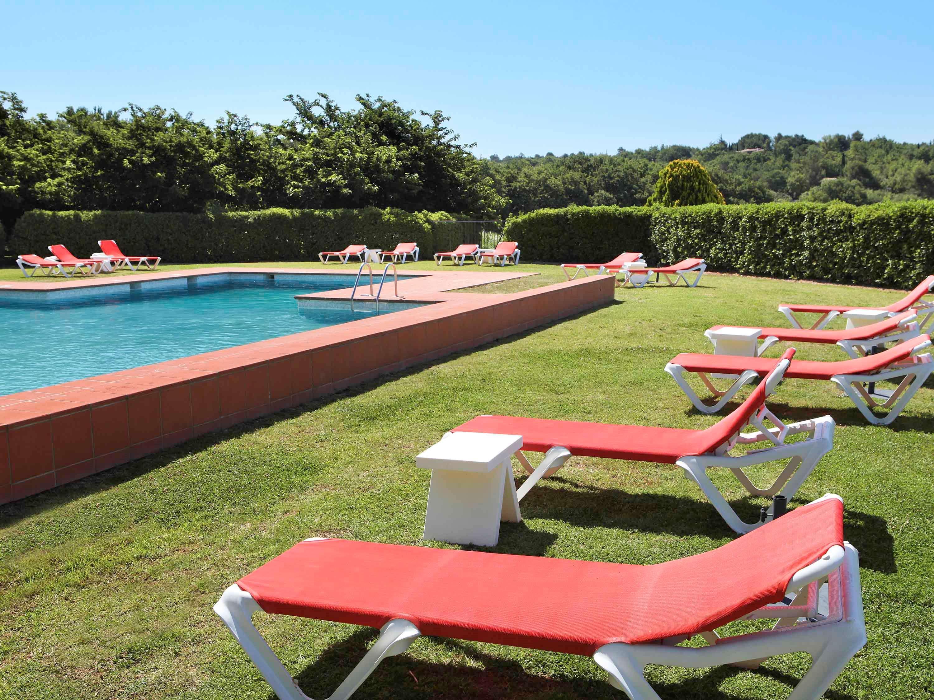 Mercure Aix-En-Provence Sainte-Victoire Châteauneuf-le-Rouge Εξωτερικό φωτογραφία