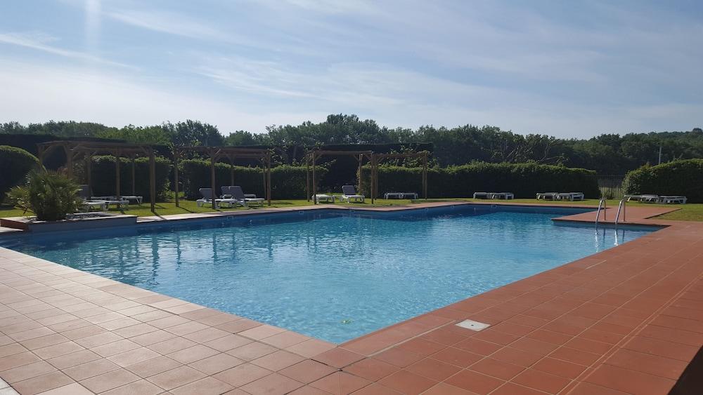 Mercure Aix-En-Provence Sainte-Victoire Châteauneuf-le-Rouge Εξωτερικό φωτογραφία