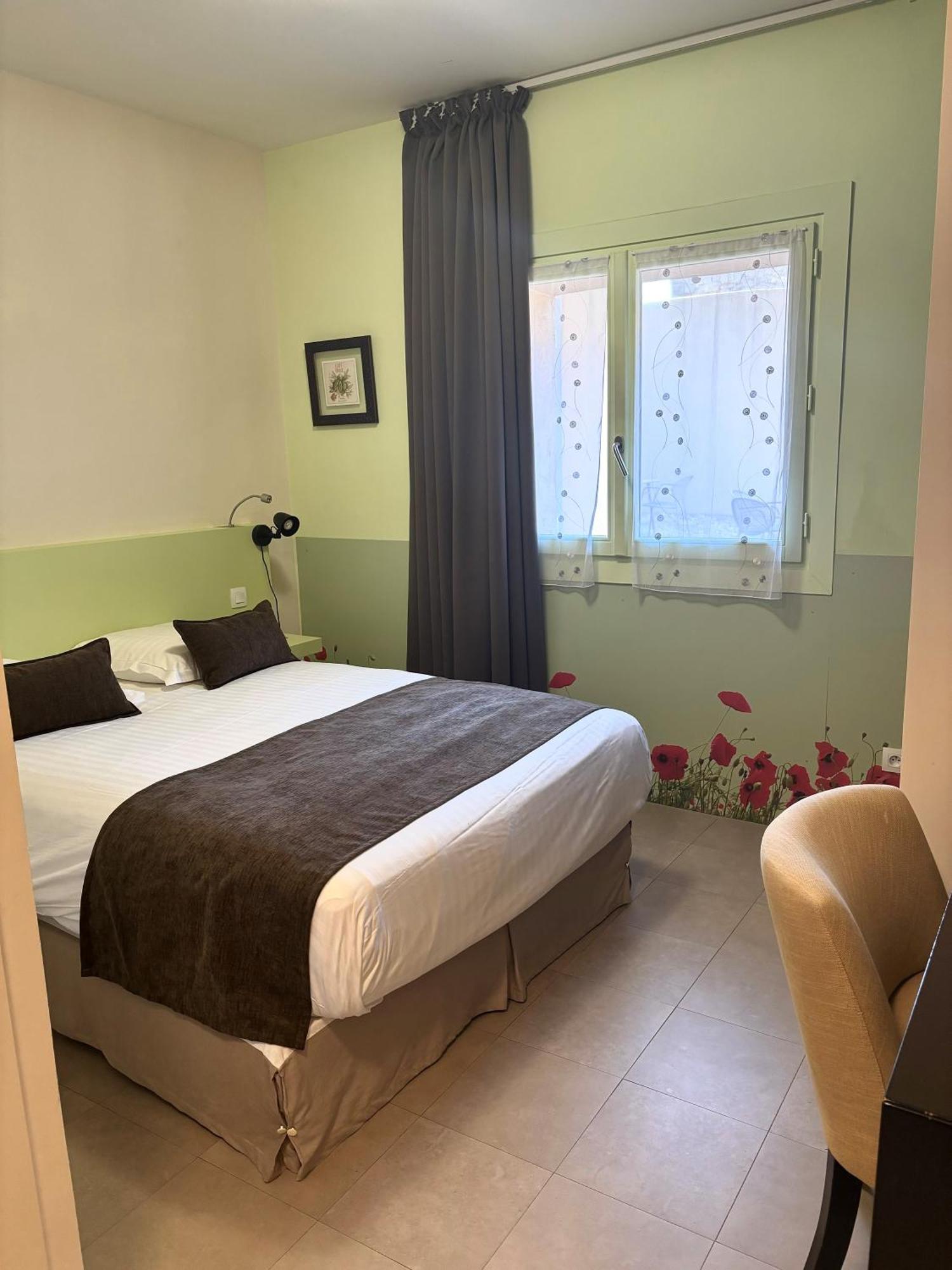 Mercure Aix-En-Provence Sainte-Victoire Châteauneuf-le-Rouge Εξωτερικό φωτογραφία