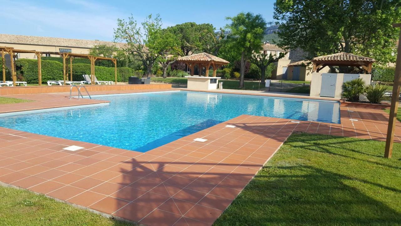 Mercure Aix-En-Provence Sainte-Victoire Châteauneuf-le-Rouge Εξωτερικό φωτογραφία